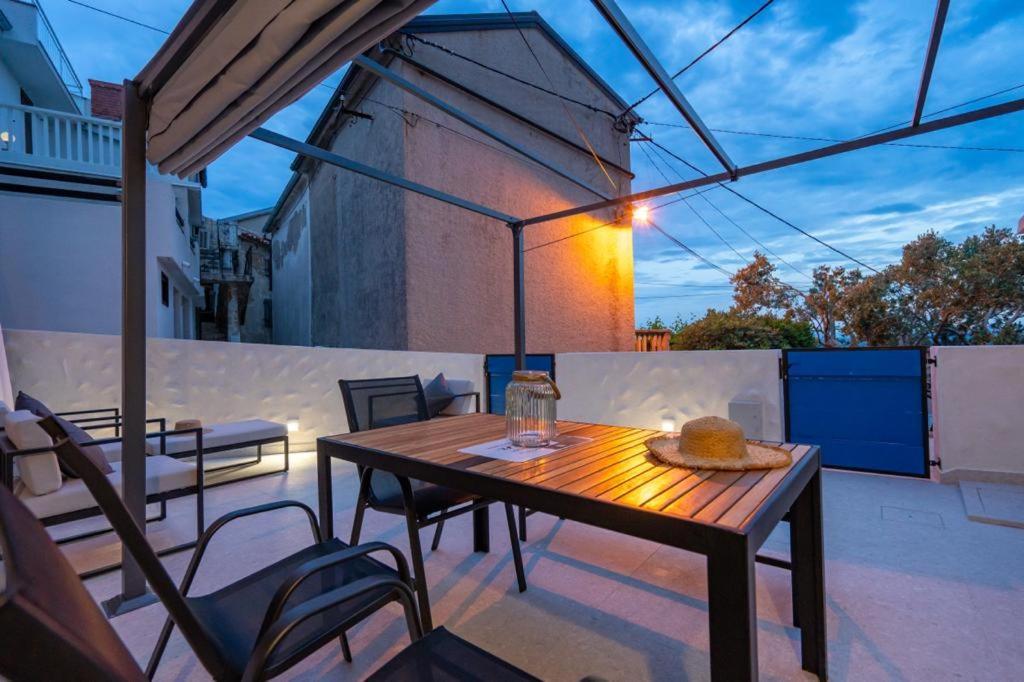הוילה Stara Baška House Franulich מראה חיצוני תמונה